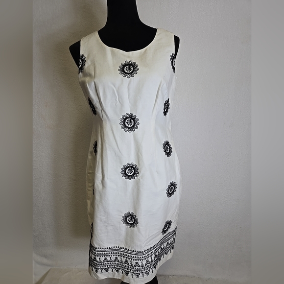Talbots Ivory Black Embroidered Sleeveless Sheath Dress NWT  6 Petite - Picture 2 of 4